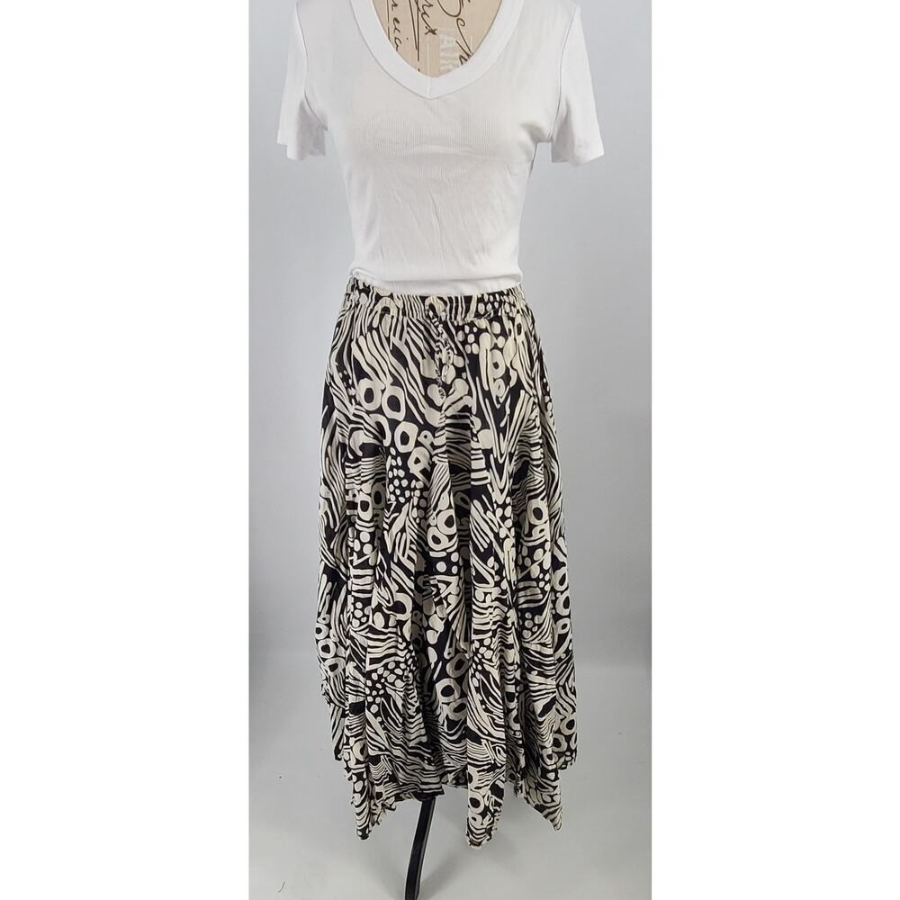 Grace Elements ladies maxi skirt white/black Size Large Boho artsy Peasant